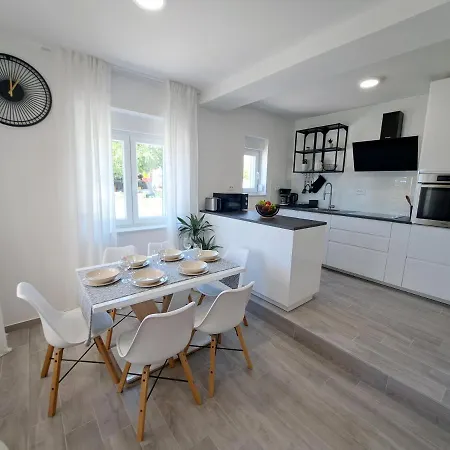 Σπίτι διακοπών House Seadream - 50 Meters From The Sea *